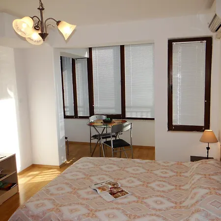 Apartment Natali *