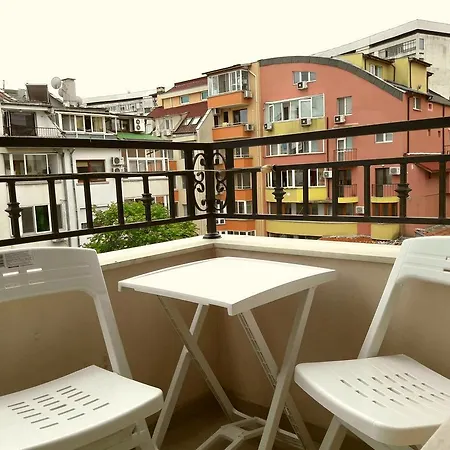 Natali Apartment *
